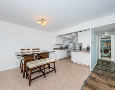 10355 Paradise Boulevard - Photo Thumbnail 13