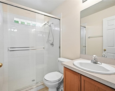 5246 Mango Fruit Street - Photo Thumbnail 10