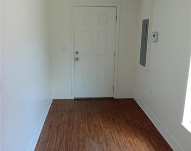 3814 N Garrison Street - Photo Thumbnail 1