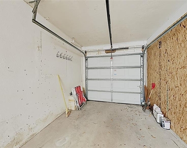 4511 S Gaines Road - Photo Thumbnail 17