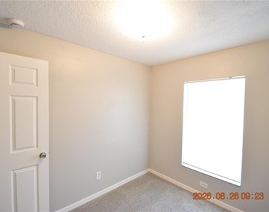 3506 E 10th Avenue - Photo Thumbnail 27