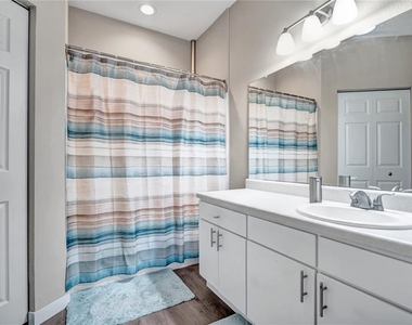 9834 Lake Chase Island Way - Photo Thumbnail 17