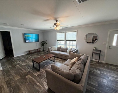 12309 Catalona Avenue - Photo Thumbnail 2