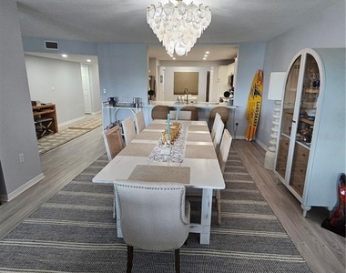 6500 Sunset Way - Photo Thumbnail 15