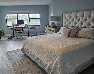 6500 Sunset Way - Photo Thumbnail 38
