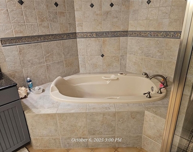 6500 Sunset Way - Photo Thumbnail 34