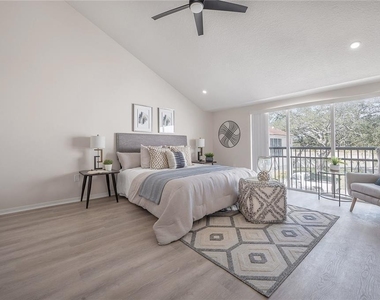 9417 Citrus Glen Place - Photo Thumbnail 7