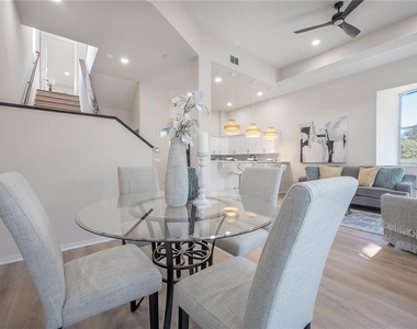 9417 Citrus Glen Place - Photo Thumbnail 1