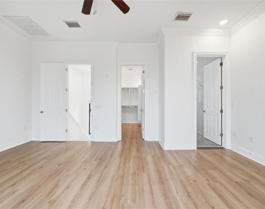 2236 Soho Bay Court - Photo Thumbnail 22
