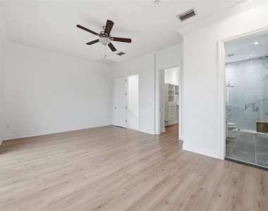2236 Soho Bay Court - Photo Thumbnail 23