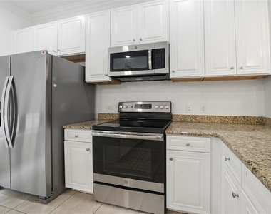 2236 Soho Bay Court - Photo Thumbnail 5