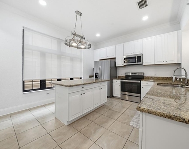 2236 Soho Bay Court - Photo Thumbnail 4