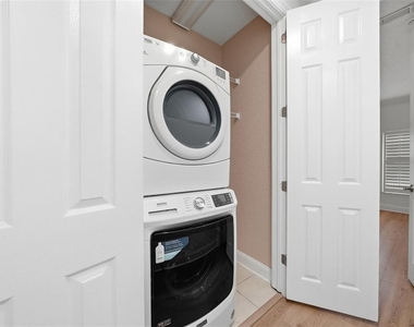 2236 Soho Bay Court - Photo Thumbnail 34
