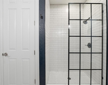 2236 Soho Bay Court - Photo Thumbnail 29