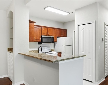 5703 Legacy Crescent Place - Photo Thumbnail 6