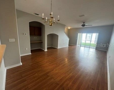 3404 High Hampton Circle - Photo Thumbnail 5