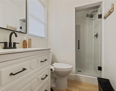 4103 N Gomez Avenue - Photo Thumbnail 17