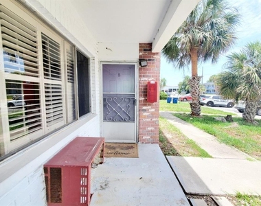 2344 Shelley Street - Photo Thumbnail 1