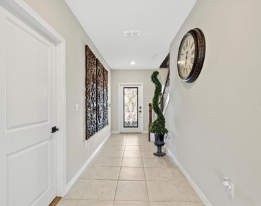 5517 Appleton Shore Drive - Photo Thumbnail 6