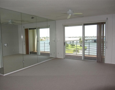 7882 Sailboat Key Boulevard S - Photo Thumbnail 5