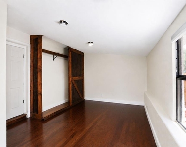 520 83rd Avenue N - Photo Thumbnail 22