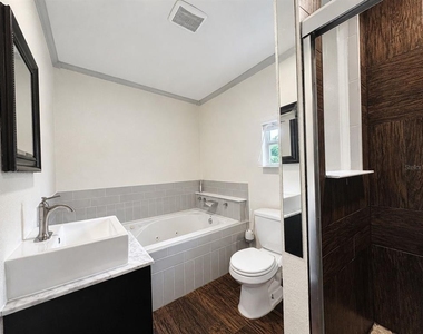 520 83rd Avenue N - Photo Thumbnail 18