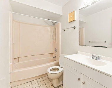 2452 Enterprise Road - Photo Thumbnail 5
