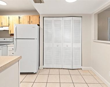 2452 Enterprise Road - Photo Thumbnail 12