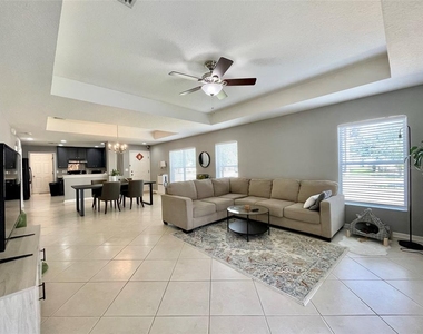 8227 Midnight Sun Court - Photo Thumbnail 6