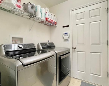 8227 Midnight Sun Court - Photo Thumbnail 12