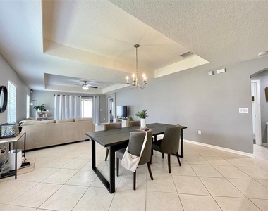 8227 Midnight Sun Court - Photo Thumbnail 2