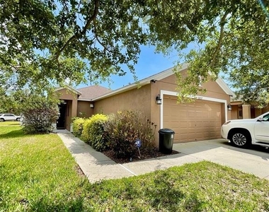 8227 Midnight Sun Court - Photo Thumbnail 1