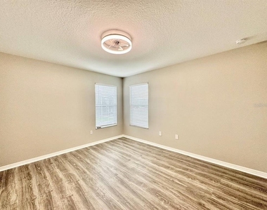 12534 Chenwood Avenue - Photo Thumbnail 31