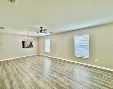 12534 Chenwood Avenue - Photo Thumbnail 3