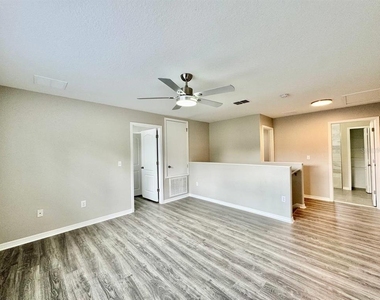 12534 Chenwood Avenue - Photo Thumbnail 20