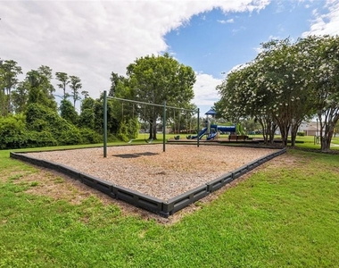 12534 Chenwood Avenue - Photo Thumbnail 45