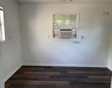 1108 Hollywood Avenue - Photo Thumbnail 18