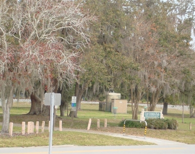 1108 Hollywood Avenue - Photo Thumbnail 21