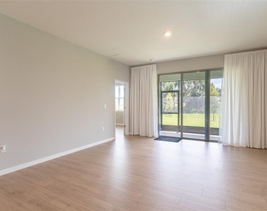 4005 Westwood Fields Loop - Photo Thumbnail 5