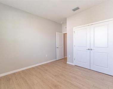 4005 Westwood Fields Loop - Photo Thumbnail 22