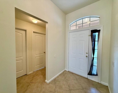 5855 Count Turf Lane - Photo Thumbnail 5
