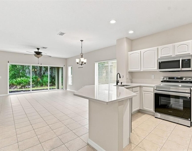 8574 Trail Wind Drive - Photo Thumbnail 6