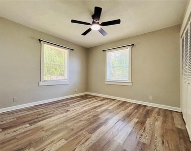 3910 E Ellicott Street - Photo Thumbnail 11