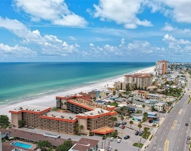 17580 Gulf Boulevard - Photo Thumbnail 5