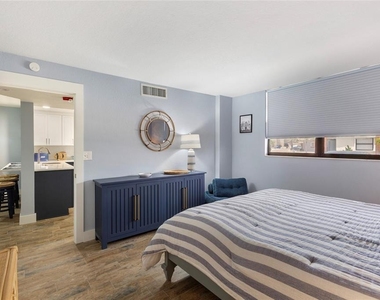 17580 Gulf Boulevard - Photo Thumbnail 27