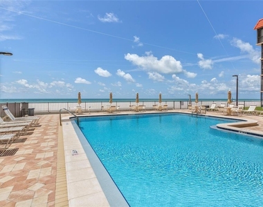17580 Gulf Boulevard - Photo Thumbnail 32