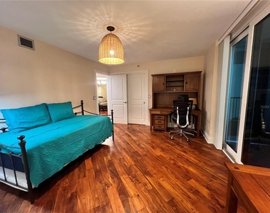 1600 Gulf Boulevard - Photo Thumbnail 29