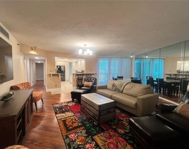 1600 Gulf Boulevard - Photo Thumbnail 6
