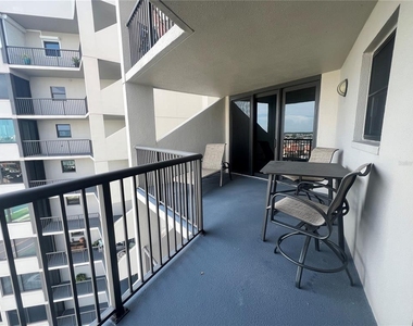 1600 Gulf Boulevard - Photo Thumbnail 25