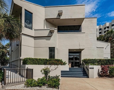 1600 Gulf Boulevard - Photo Thumbnail 42